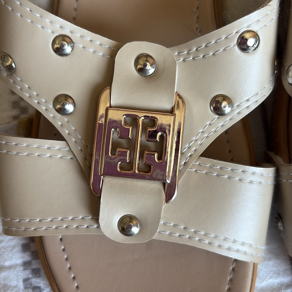 Tan fashion sandals